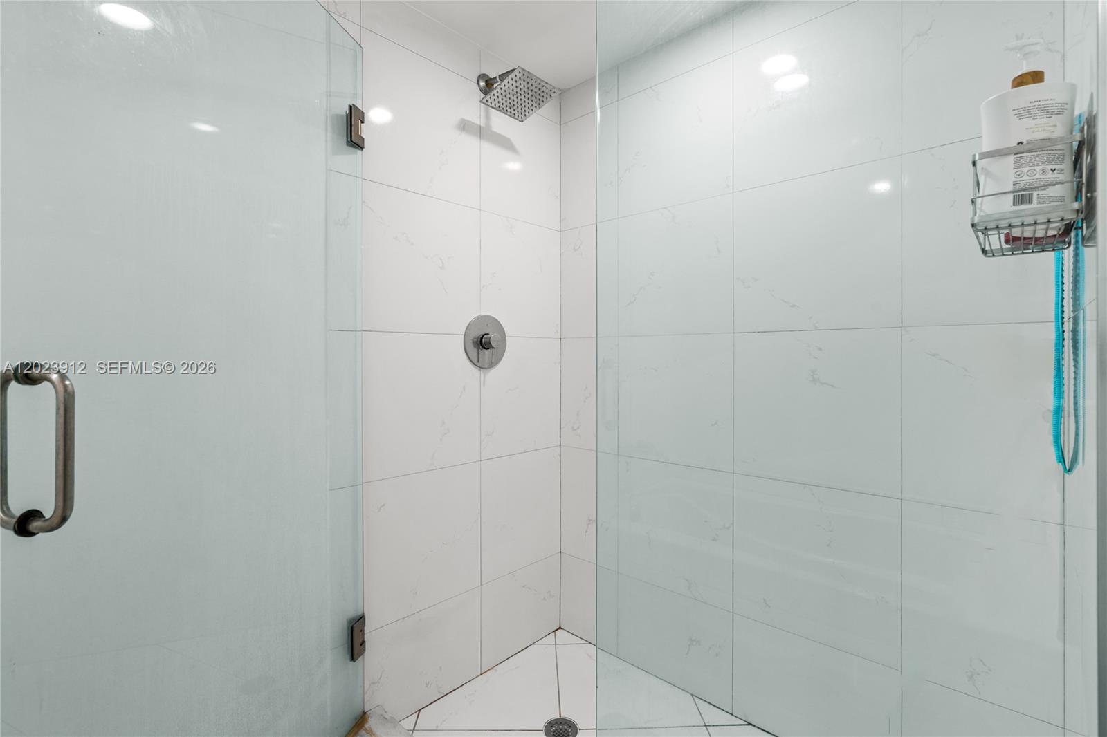 55 SE 6th St #1203, Miami FL 33131