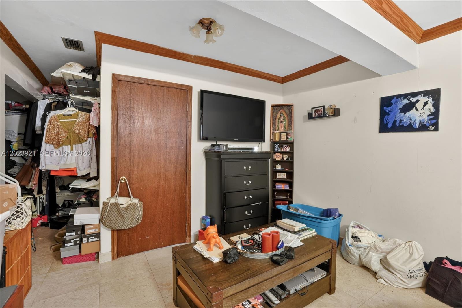 8461 SW 68th St Rd, Miami FL 33143