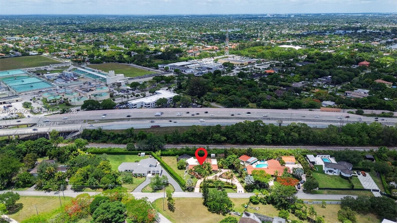 8461 SW 68th St Rd, Miami FL 33143