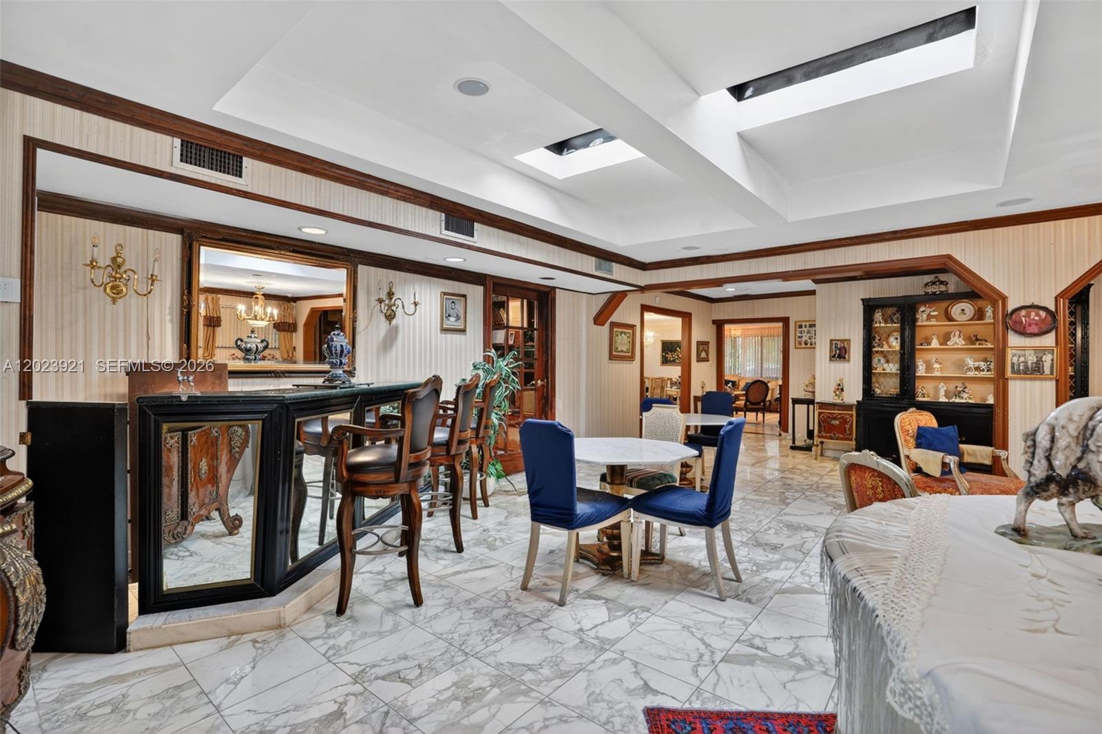 8461 SW 68th St Rd, Miami FL 33143