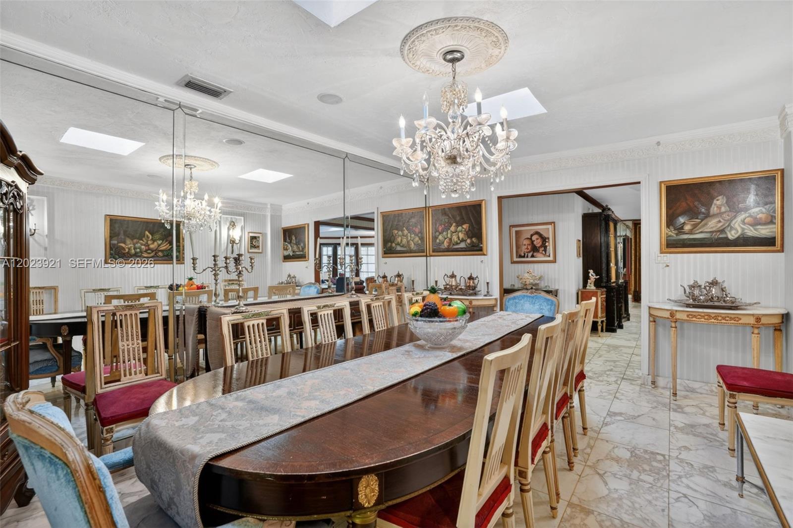 8461 SW 68th St Rd, Miami FL 33143