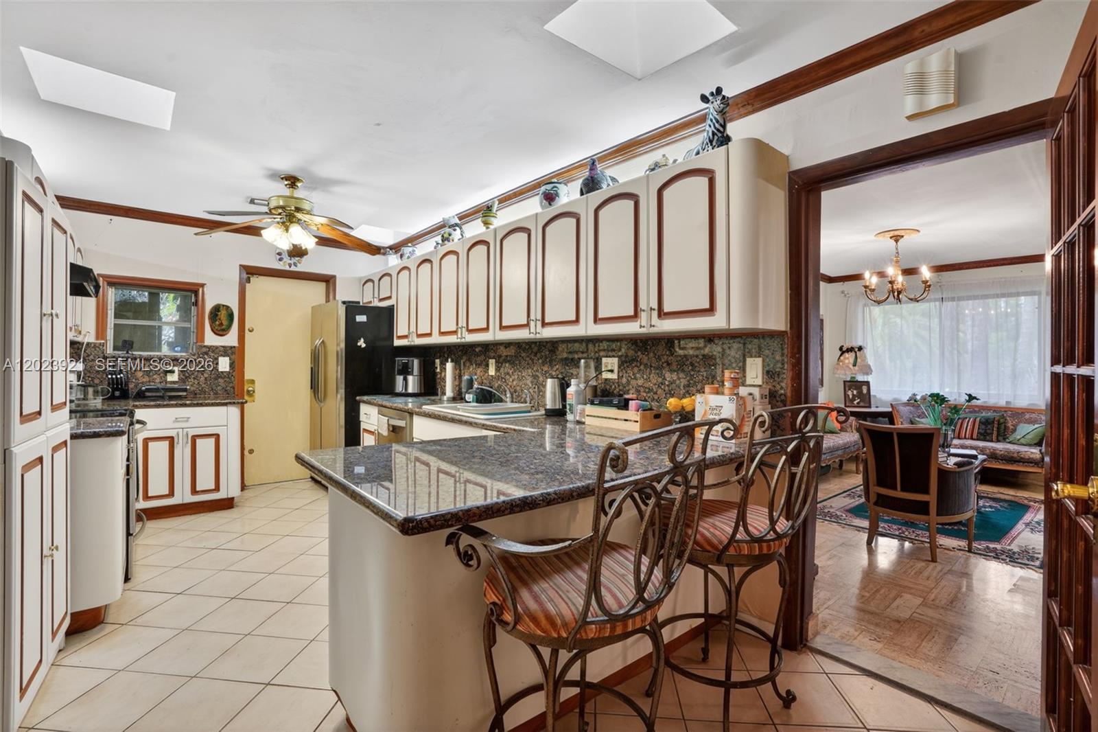 8461 SW 68th St Rd, Miami FL 33143