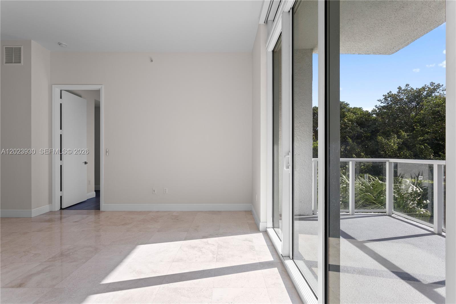 15051 Royal Oaks Ln #101, North Miami FL 33181