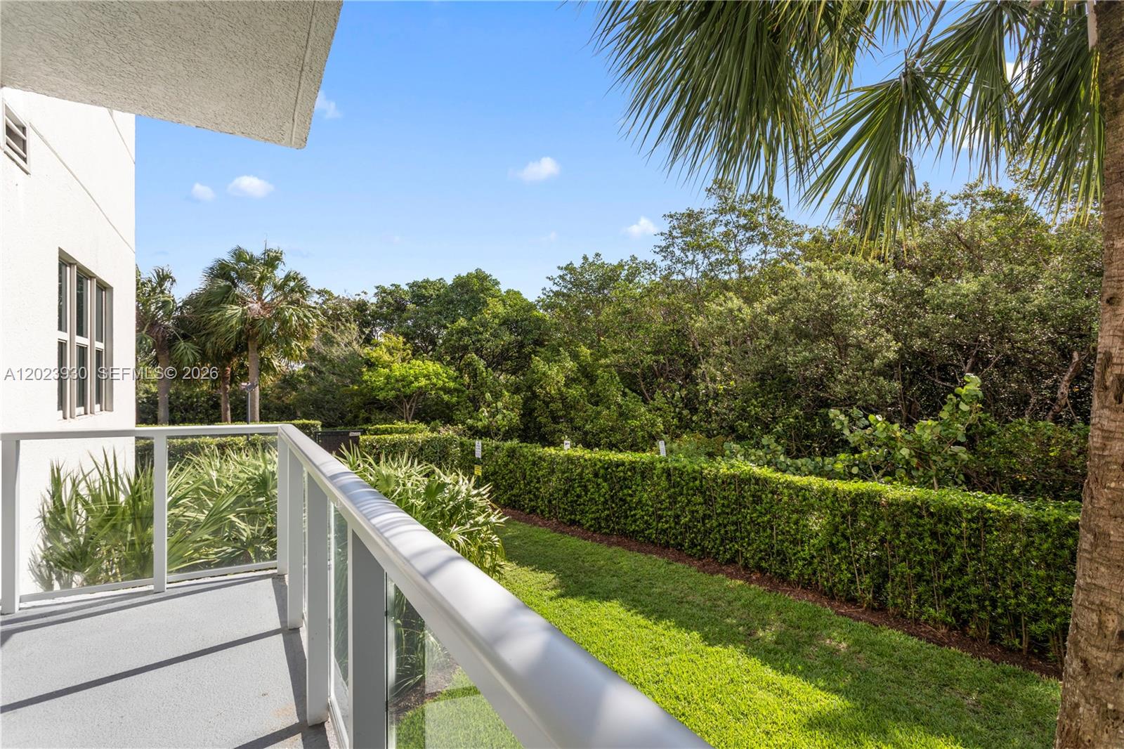 15051 Royal Oaks Ln #101, North Miami FL 33181