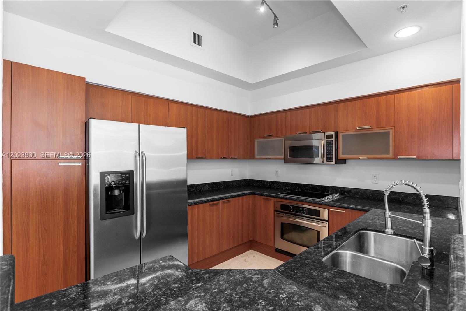 15051 Royal Oaks Ln #101, North Miami FL 33181