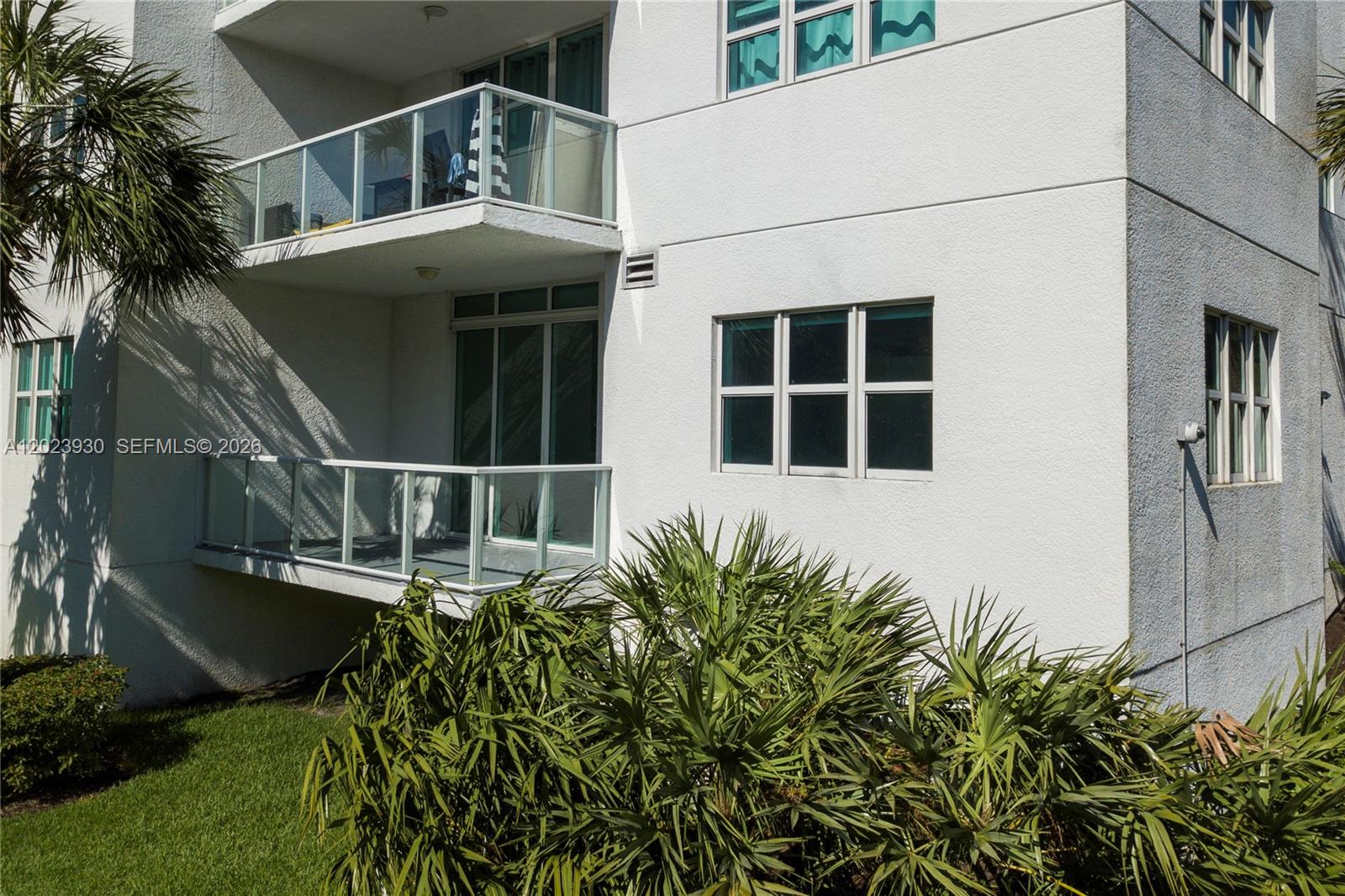 15051 Royal Oaks Ln #101, North Miami FL 33181
