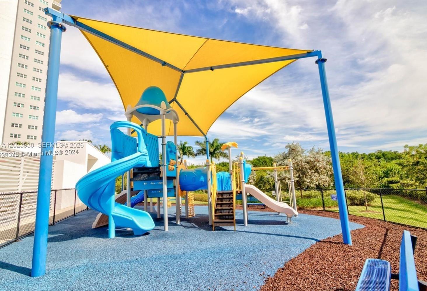 15051 Royal Oaks Ln #101, North Miami FL 33181