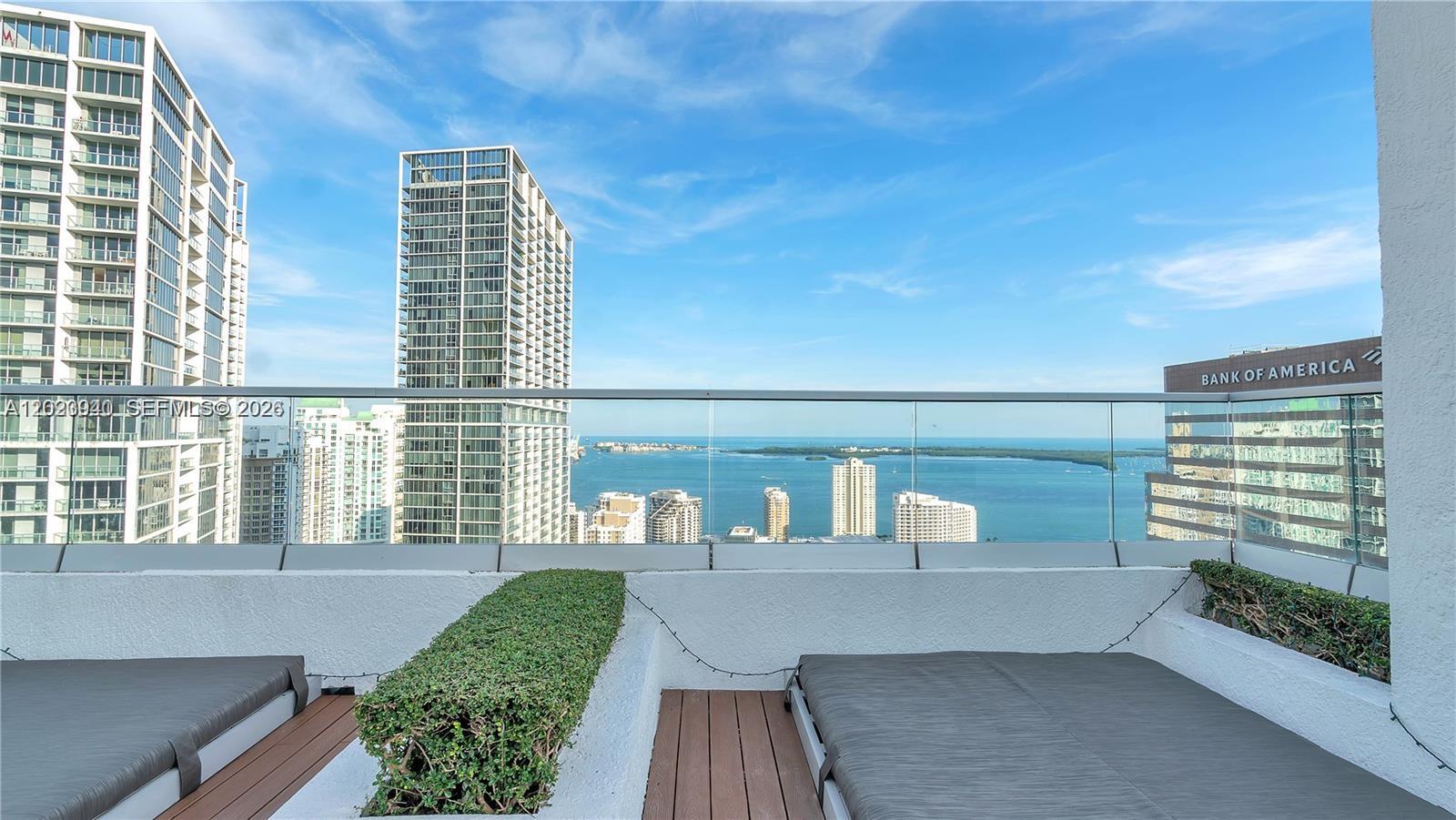 Miami FL 33131 - A12023940