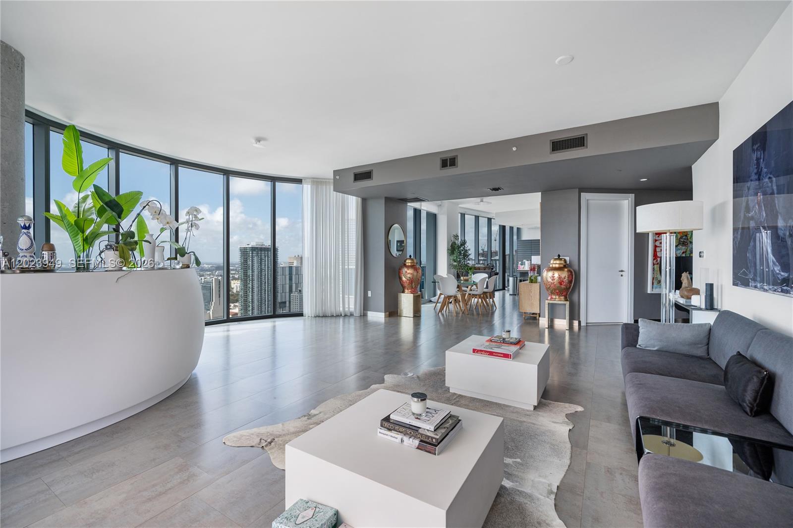 200 Biscayne Boulevard Way #4902, Miami FL 33131