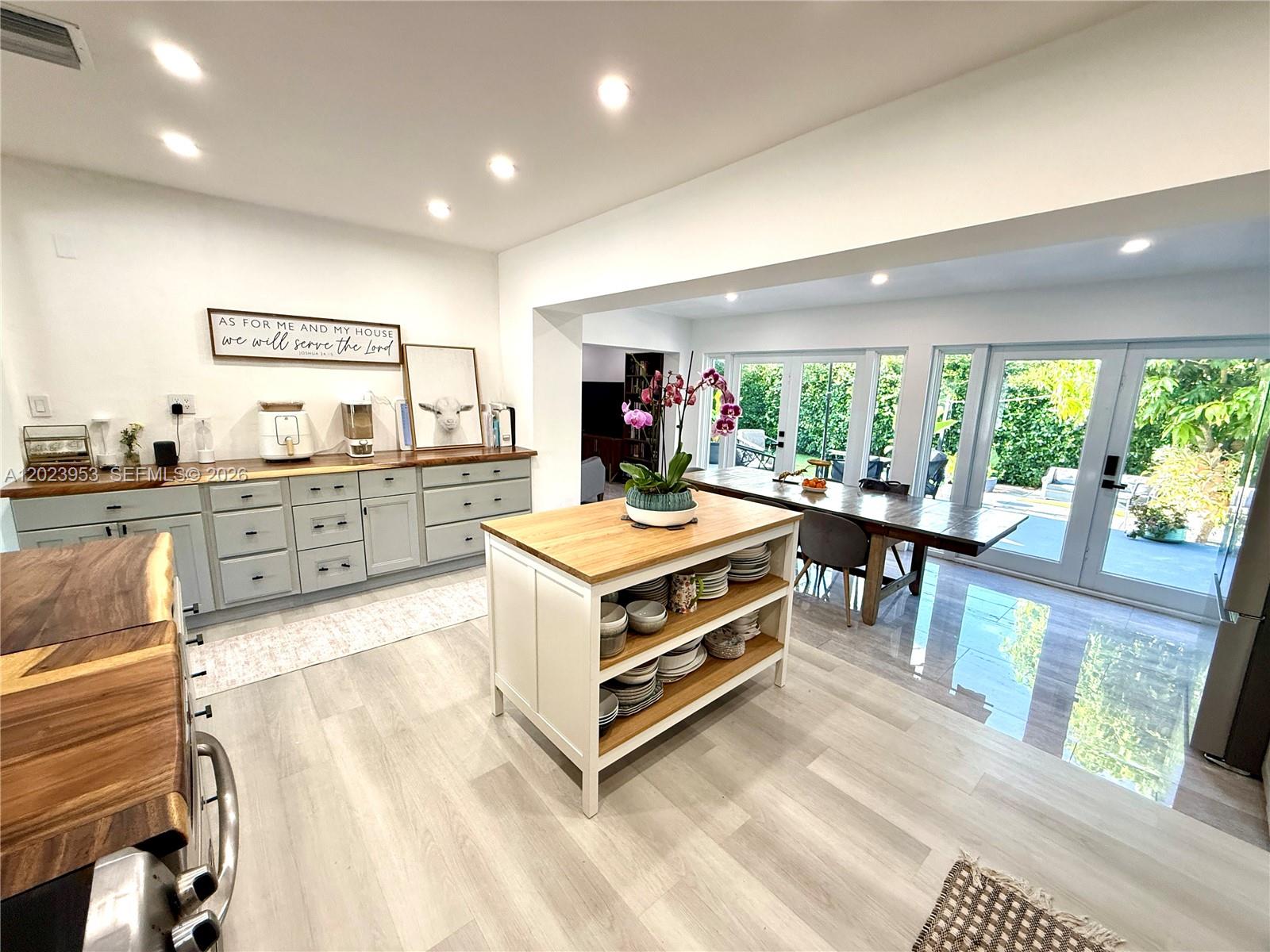 3280 SW 16th Ter, Miami FL 33145