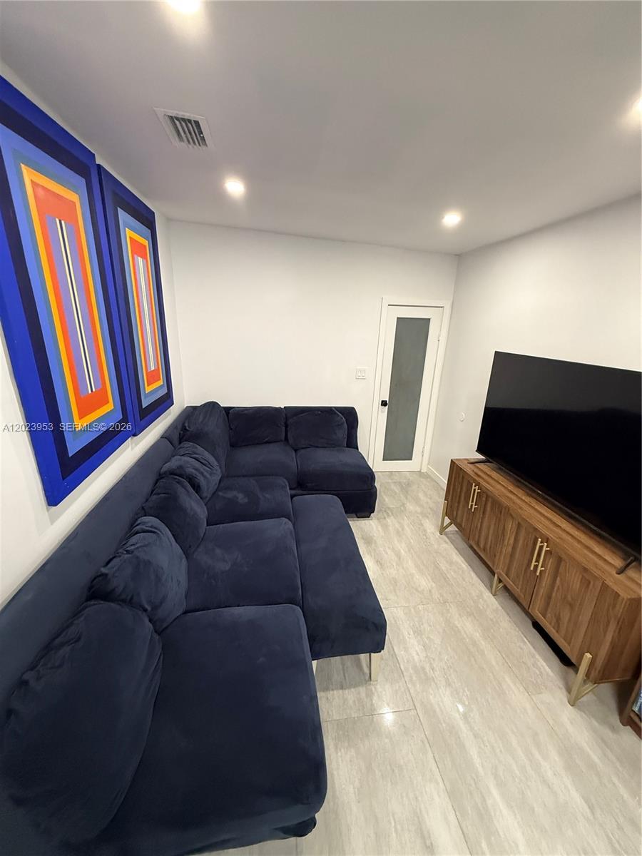 3280 SW 16th Ter, Miami FL 33145