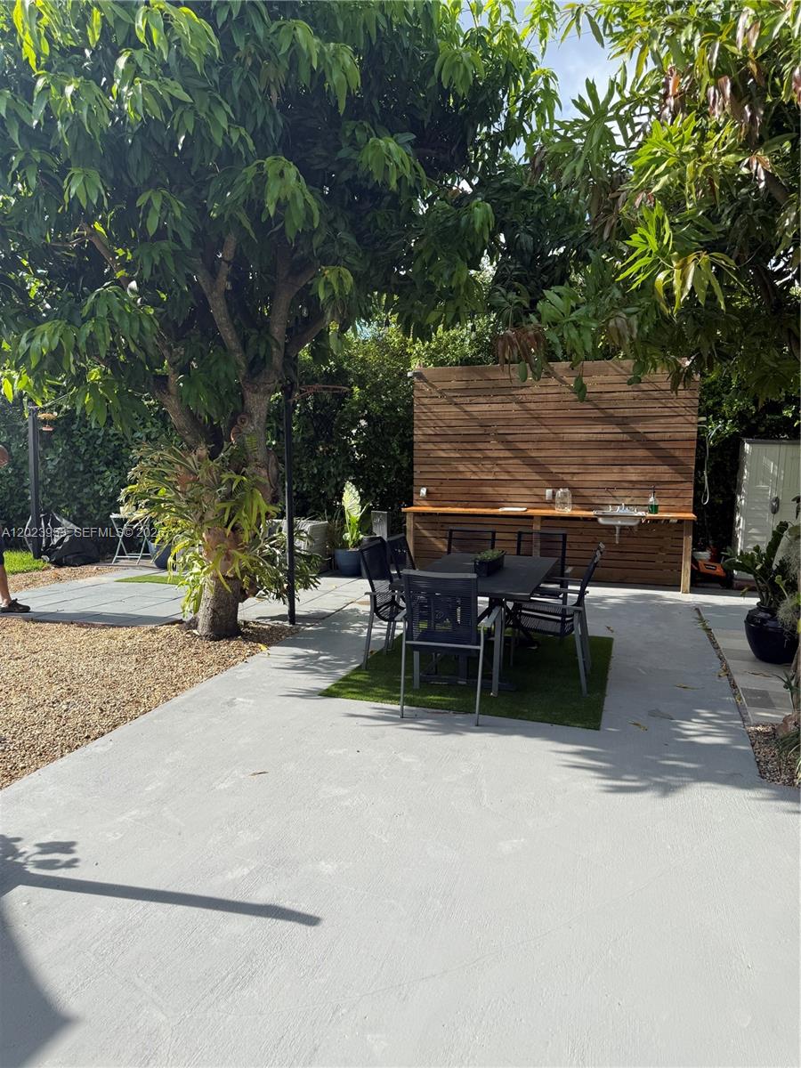 3280 SW 16th Ter, Miami FL 33145