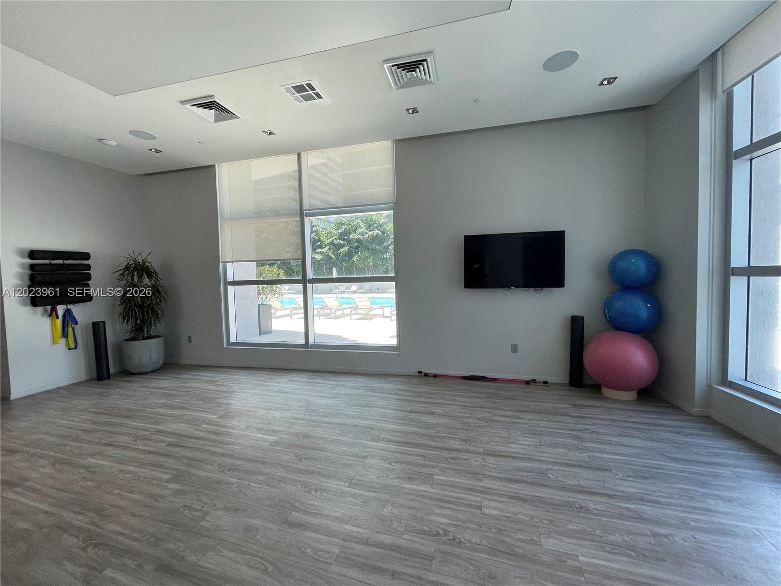 1100 S Miami Ave #1907, Miami FL 33130