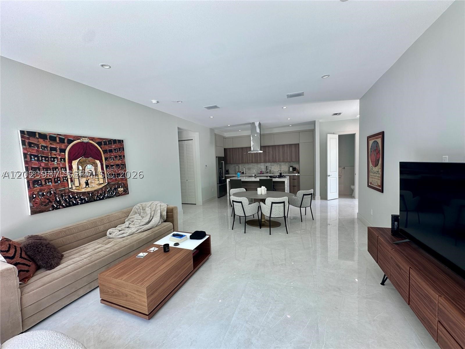 8410 SW 65 AVE, South Miami FL 33143