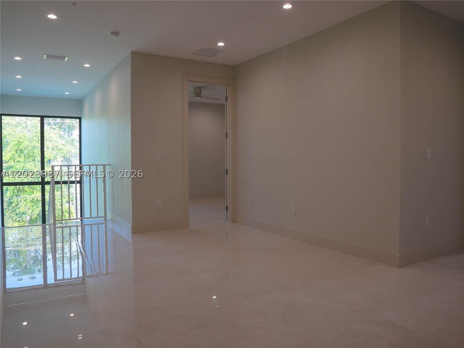 8410 SW 65 AVE, South Miami FL 33143