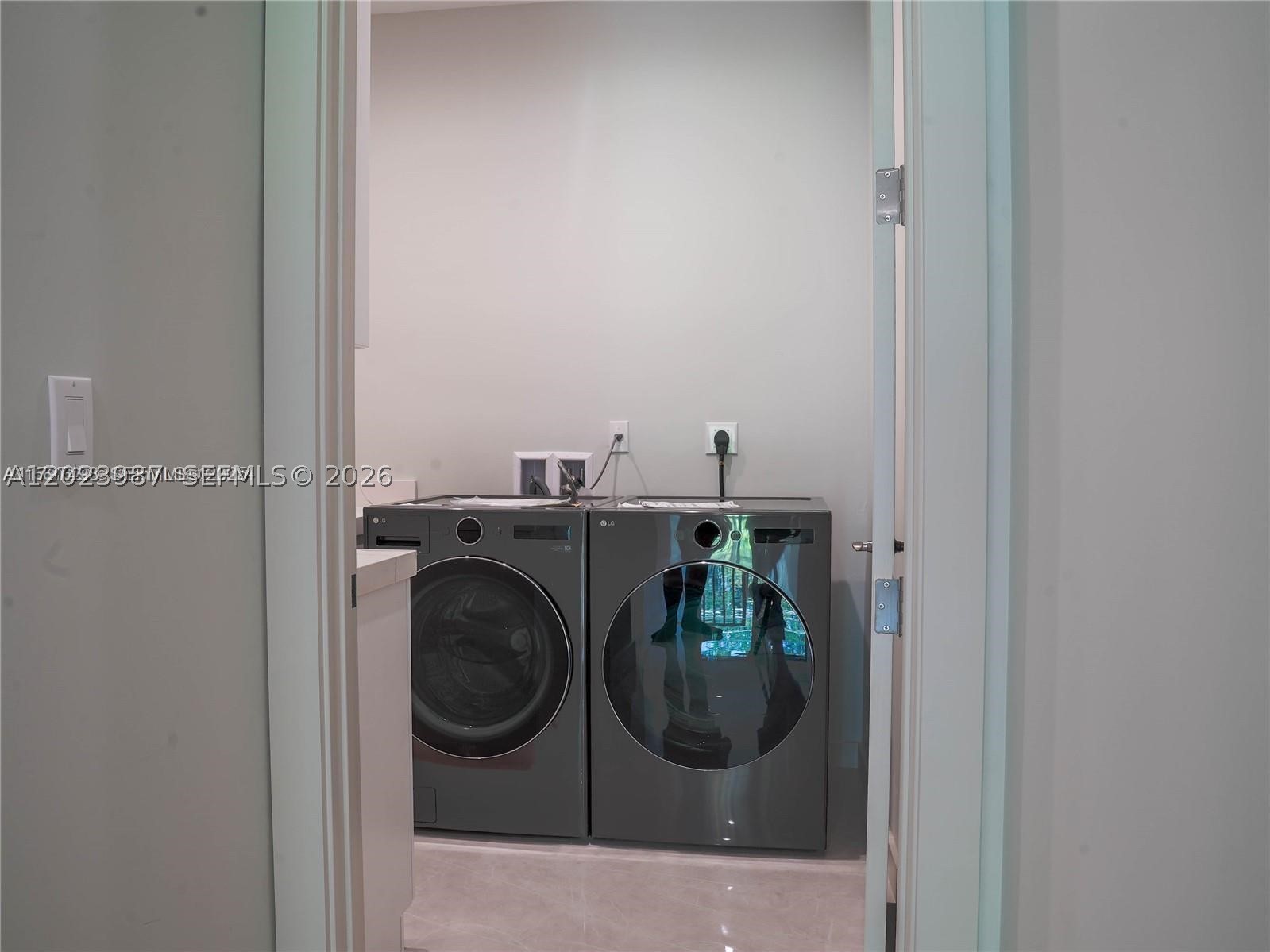 8410 SW 65 AVE, South Miami FL 33143