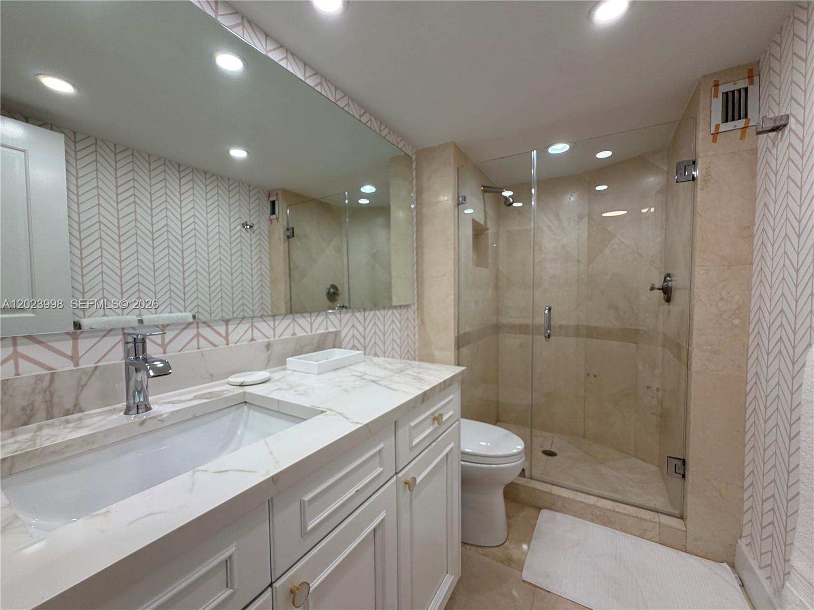 1111 Crandon Blvd #B1105, Key Biscayne FL 33149