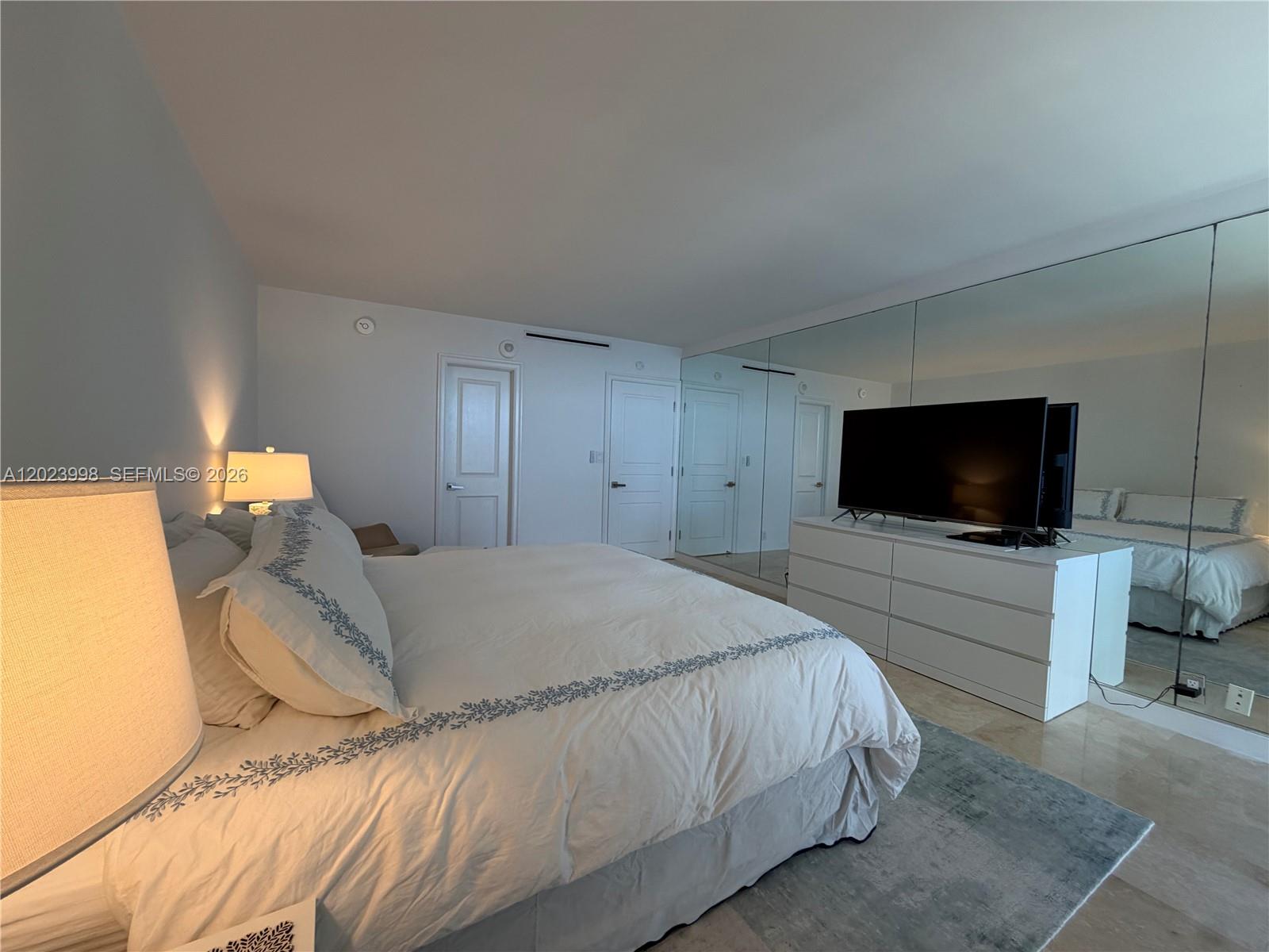 1111 Crandon Blvd #B1105, Key Biscayne FL 33149