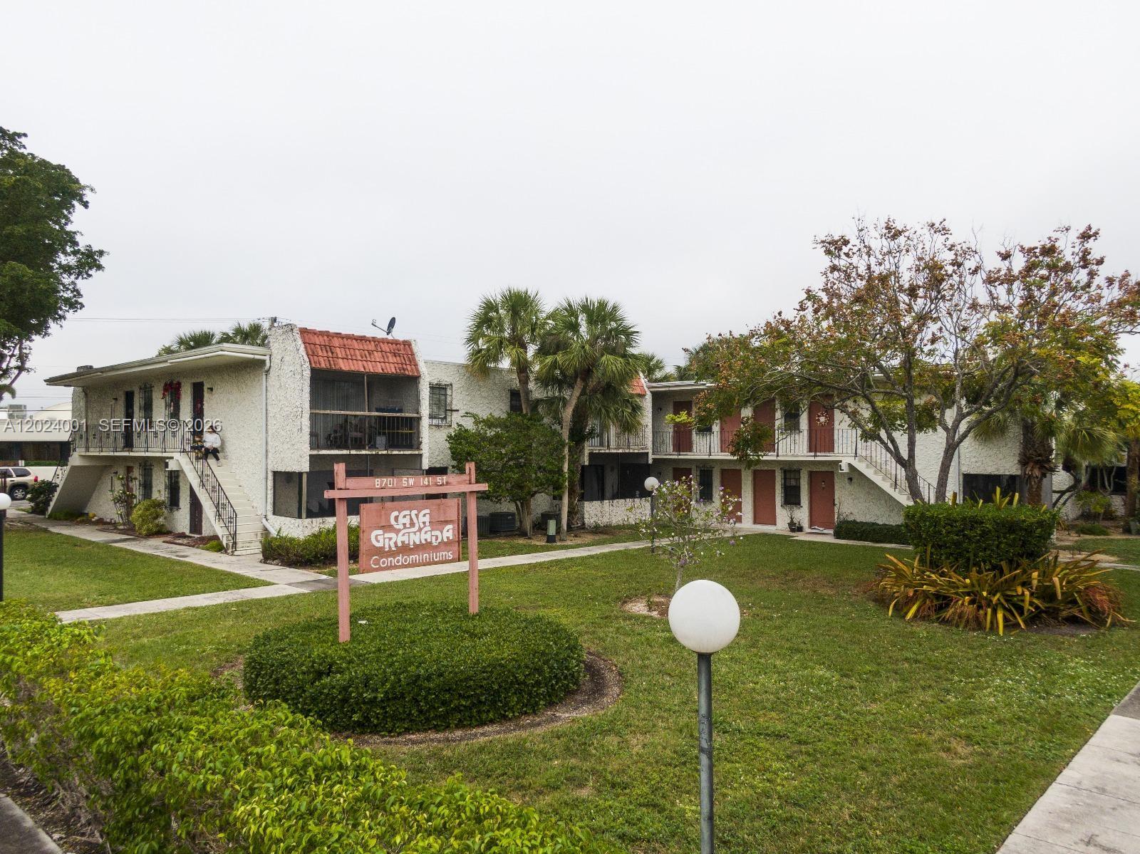 8701 SW 141st St #L5, Palmetto Bay FL 33176