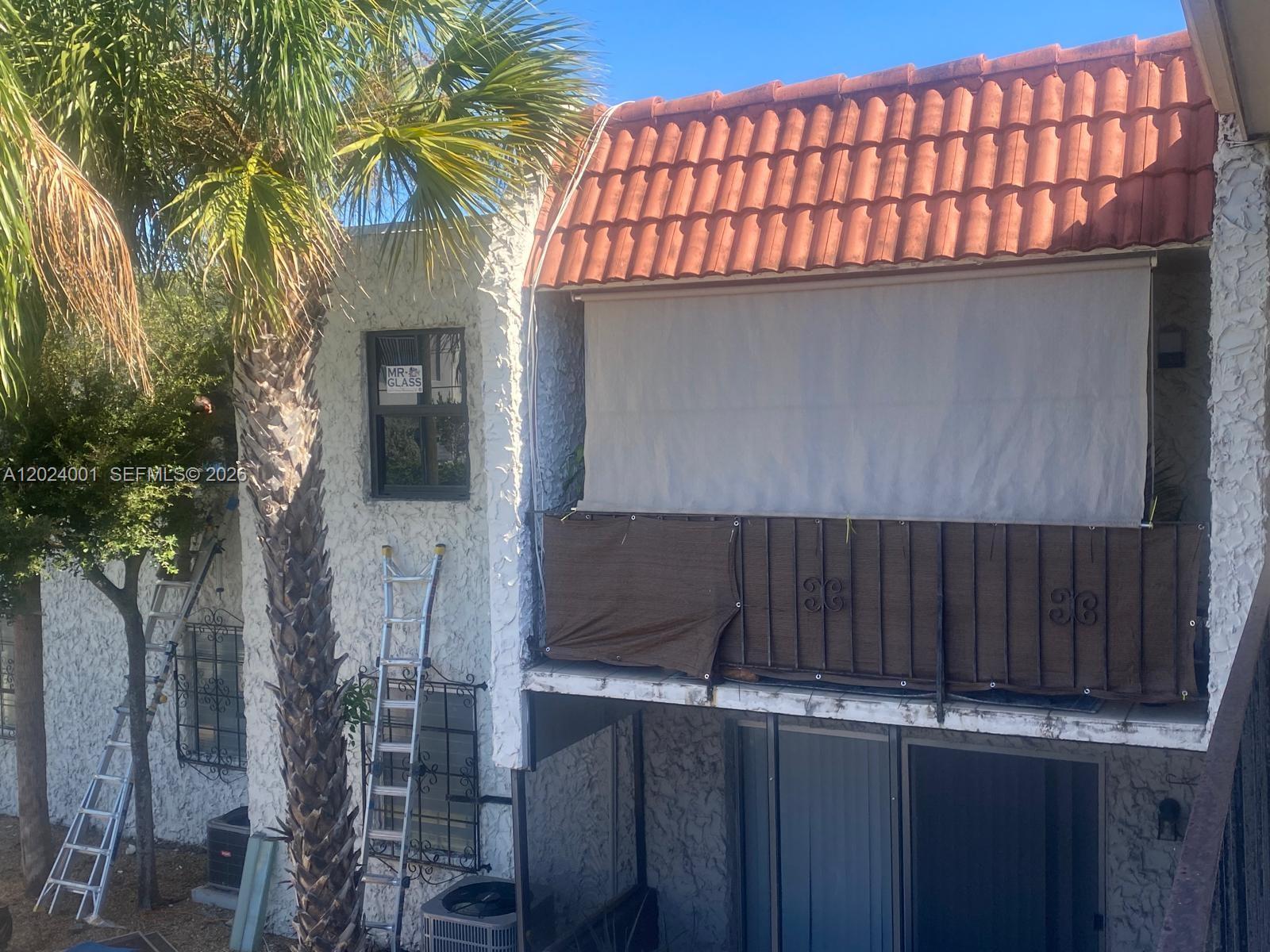 8701 SW 141st St #L5, Palmetto Bay FL 33176