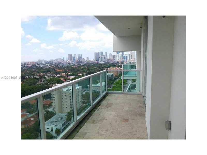 2525 SW 3 AV #1006, Miami FL 33129