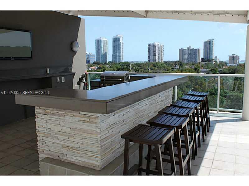 2525 SW 3 AV #1006, Miami FL 33129