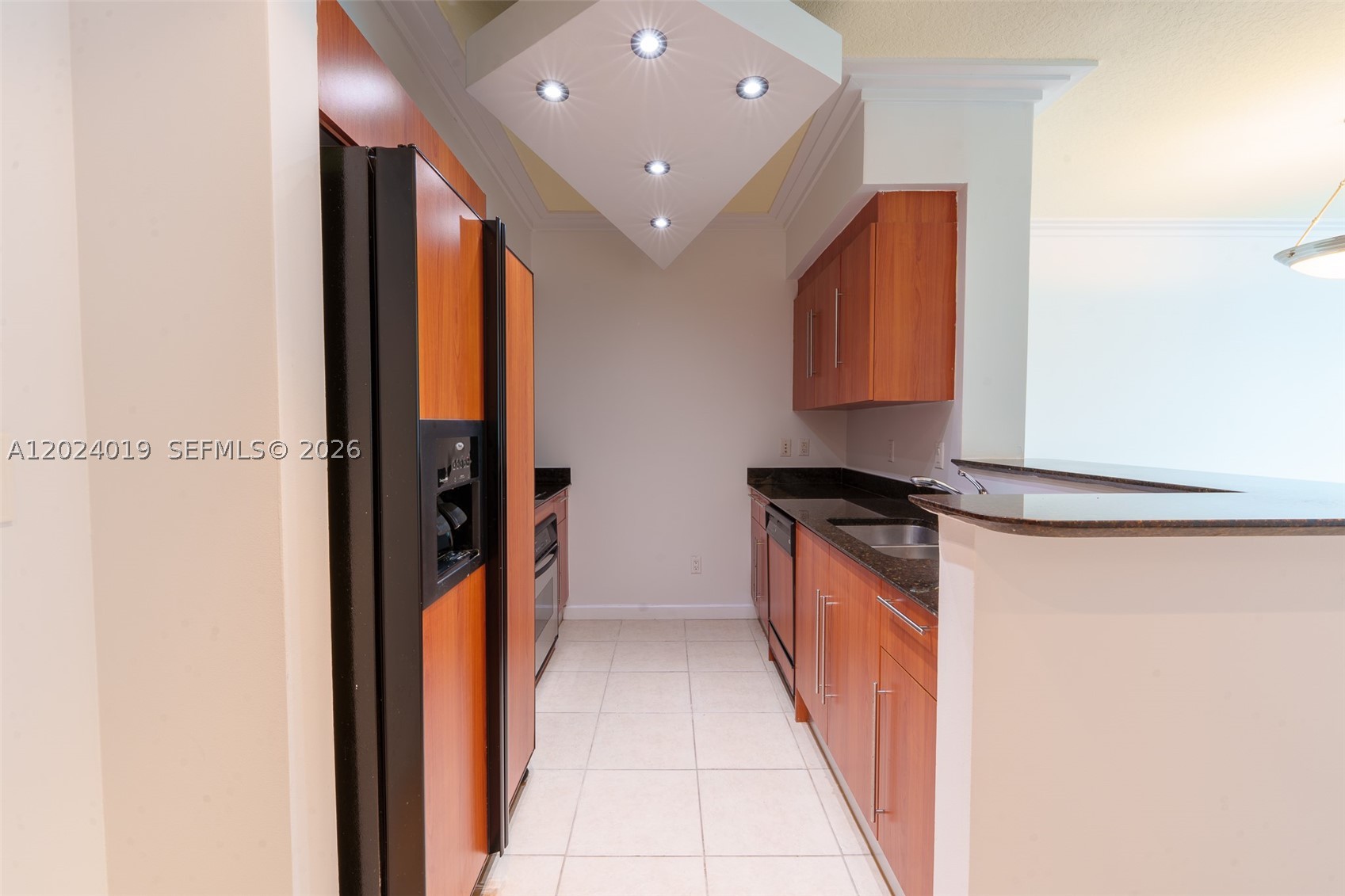 335 S Biscayne Blvd #802, Miami FL 33131