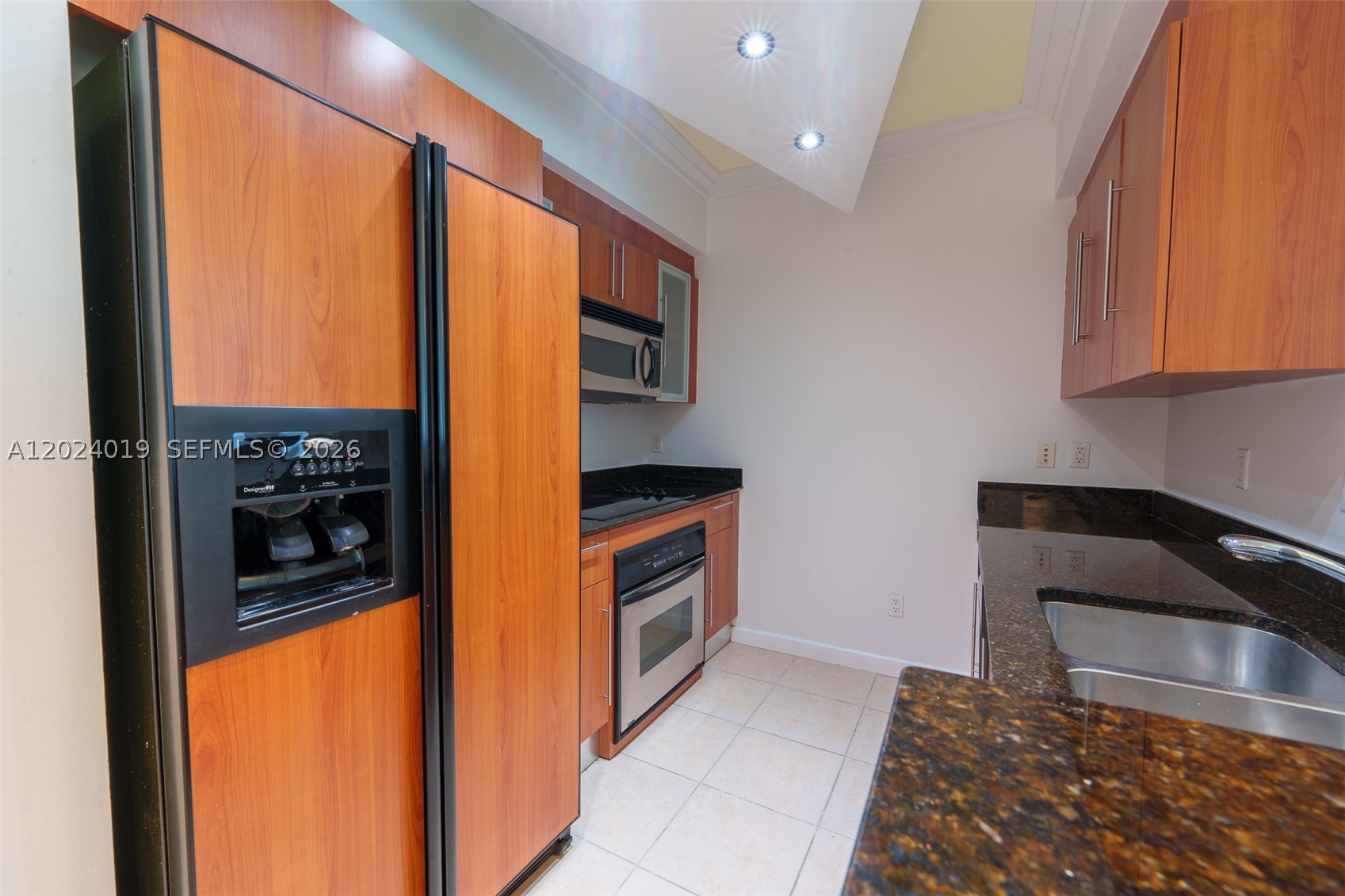 335 S Biscayne Blvd #802, Miami FL 33131