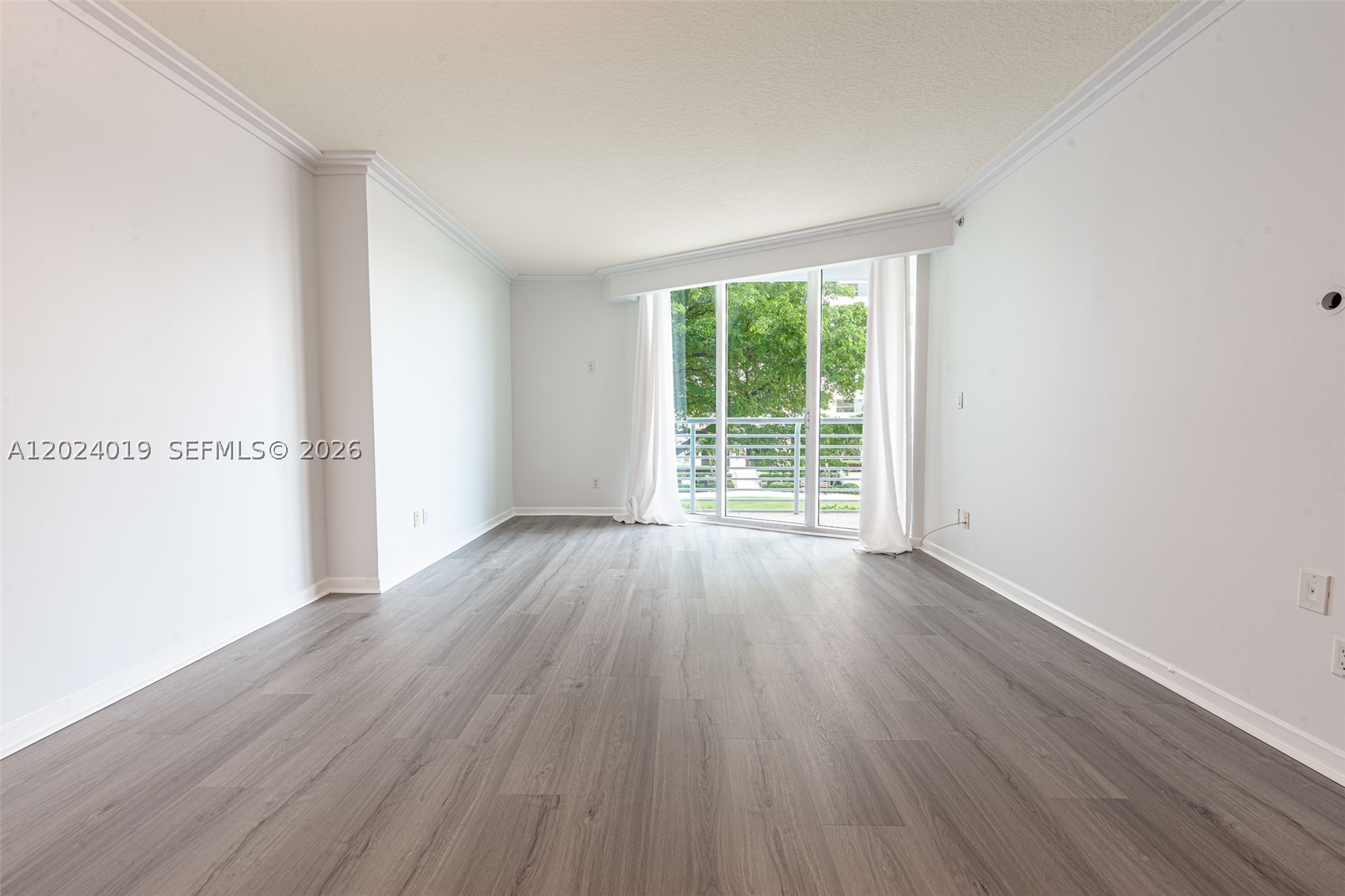 335 S Biscayne Blvd #802, Miami FL 33131
