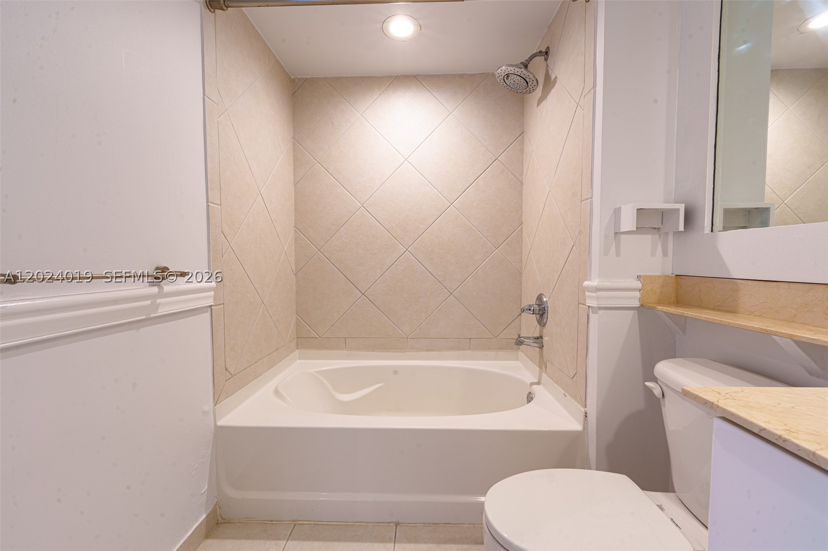 335 S Biscayne Blvd #802, Miami FL 33131