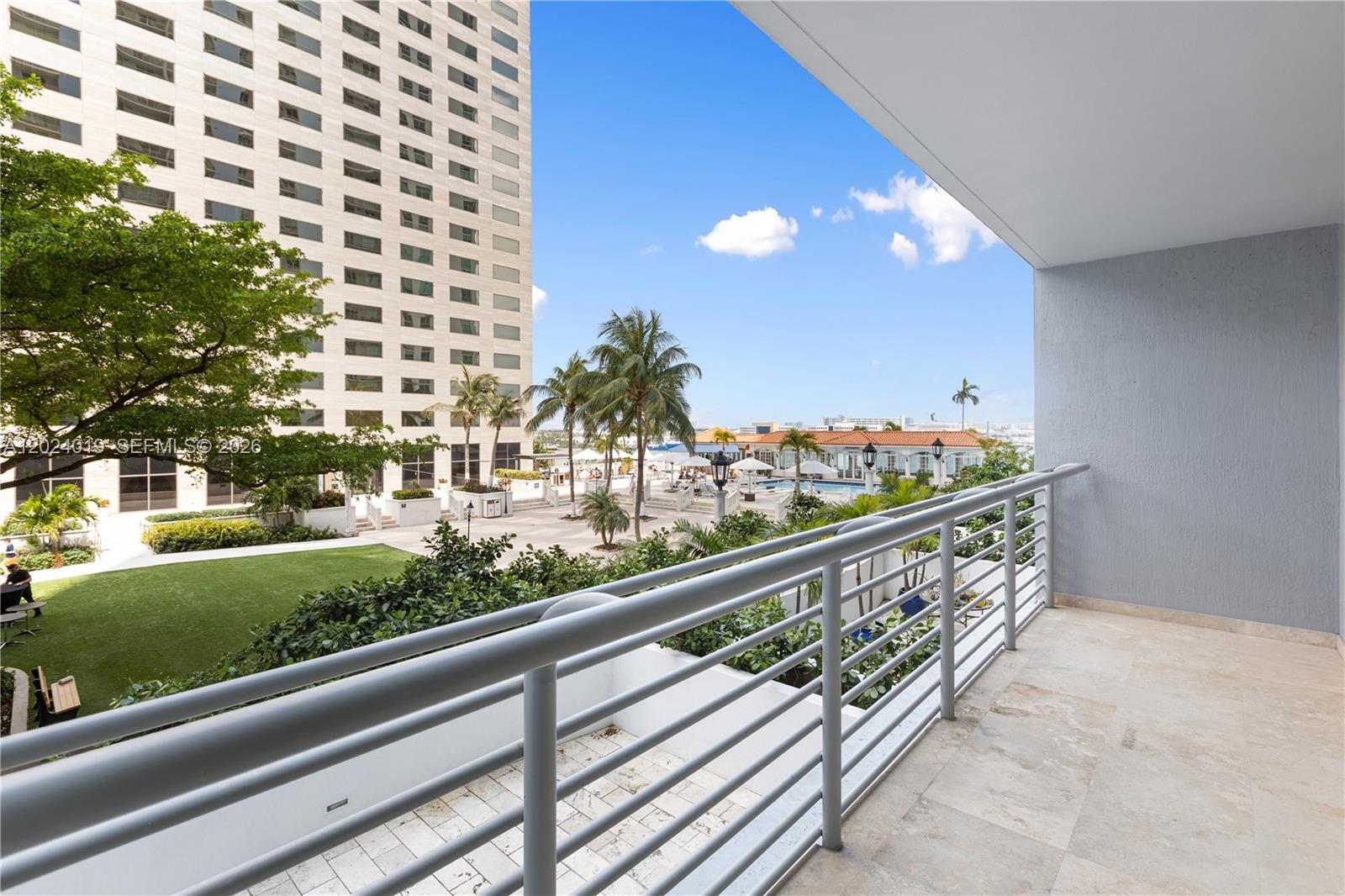 335 S Biscayne Blvd #802, Miami FL 33131
