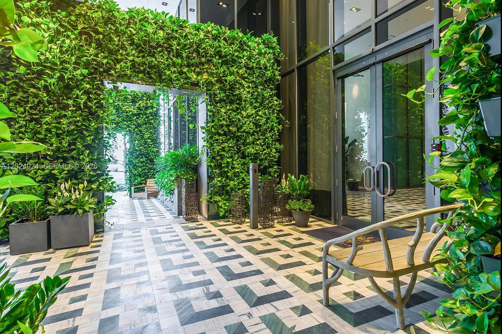 801 S Miami Ave #4405, Miami FL 33130