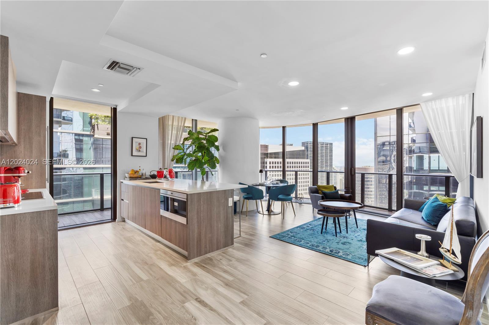 801 S Miami Ave #4405, Miami FL 33130