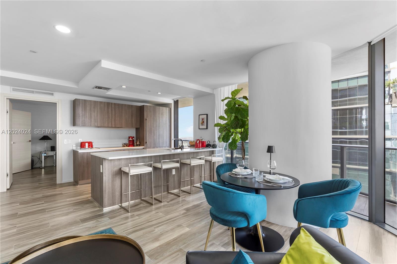 801 S Miami Ave #4405, Miami FL 33130