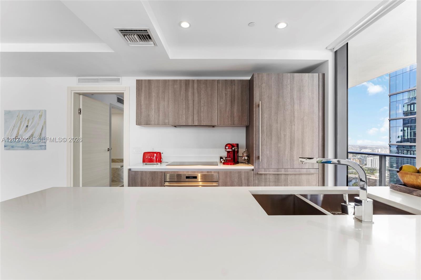 801 S Miami Ave #4405, Miami FL 33130