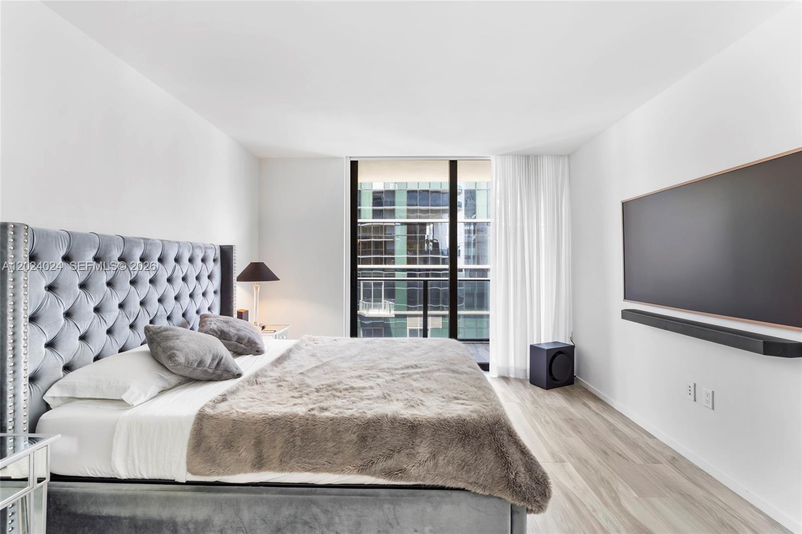 801 S Miami Ave #4405, Miami FL 33130