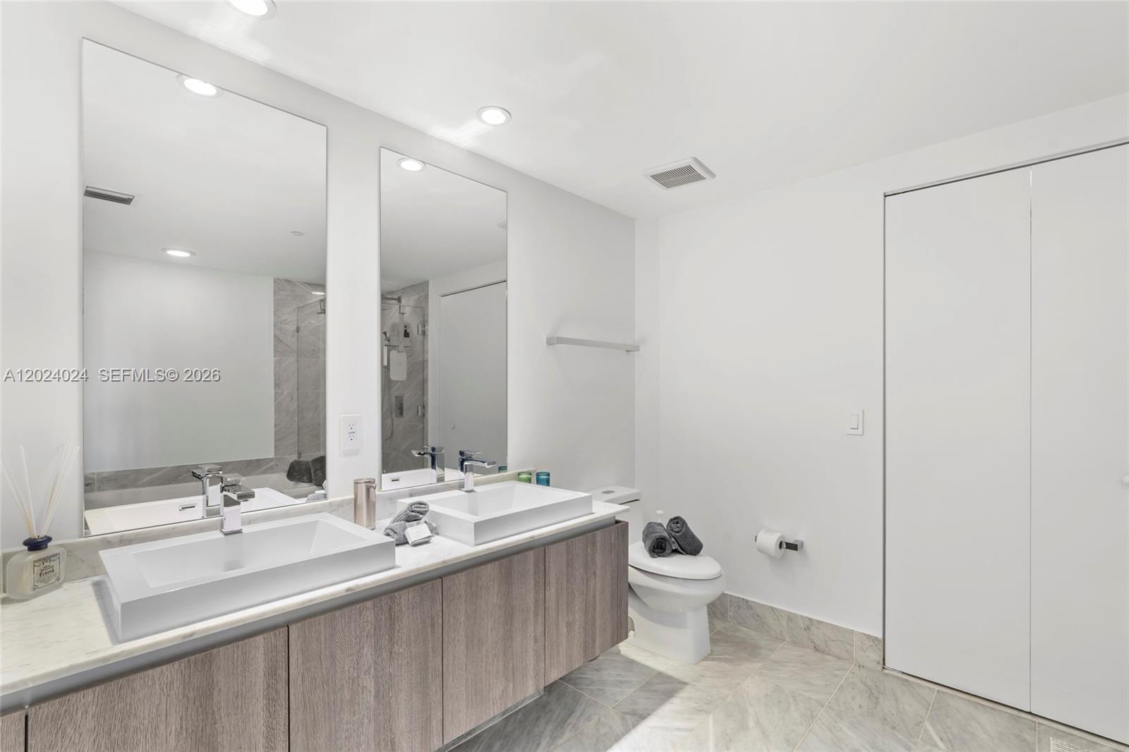 801 S Miami Ave #4405, Miami FL 33130