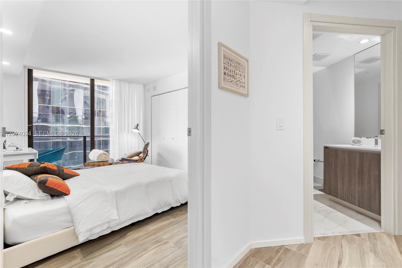 801 S Miami Ave #4405, Miami FL 33130