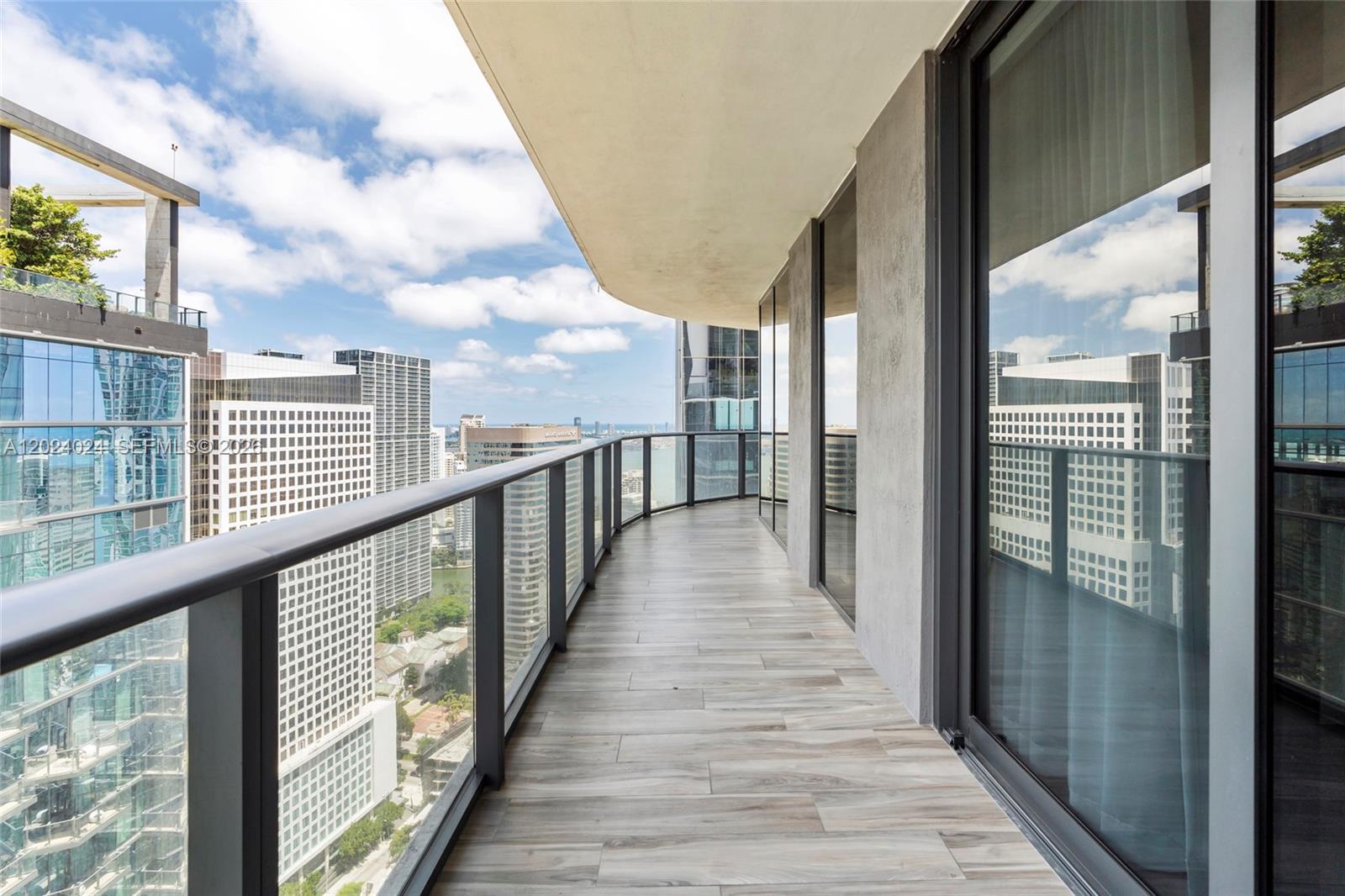 801 S Miami Ave #4405, Miami FL 33130