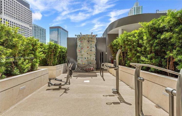 801 S Miami Ave #4405, Miami FL 33130