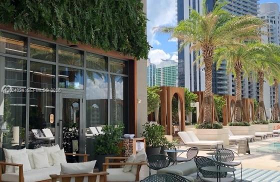 801 S Miami Ave #4405, Miami FL 33130