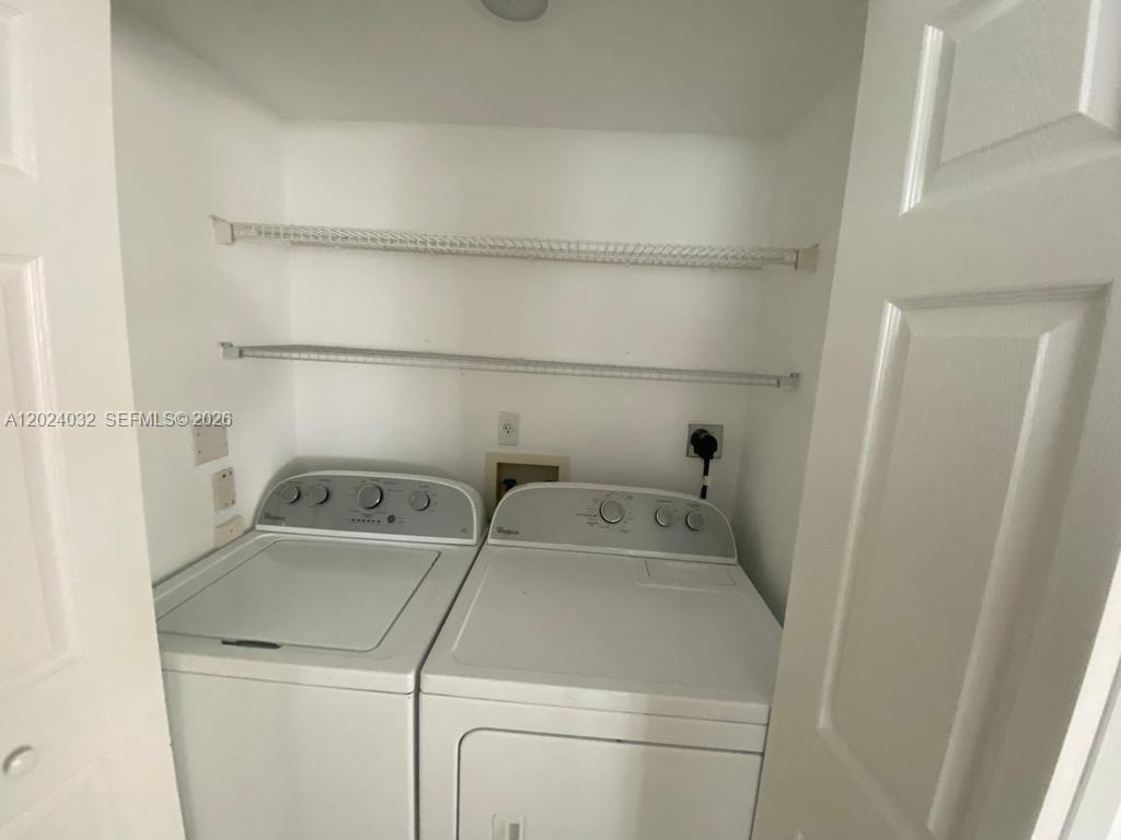 1155 Brickell Bay Dr #1202, Miami FL 33131