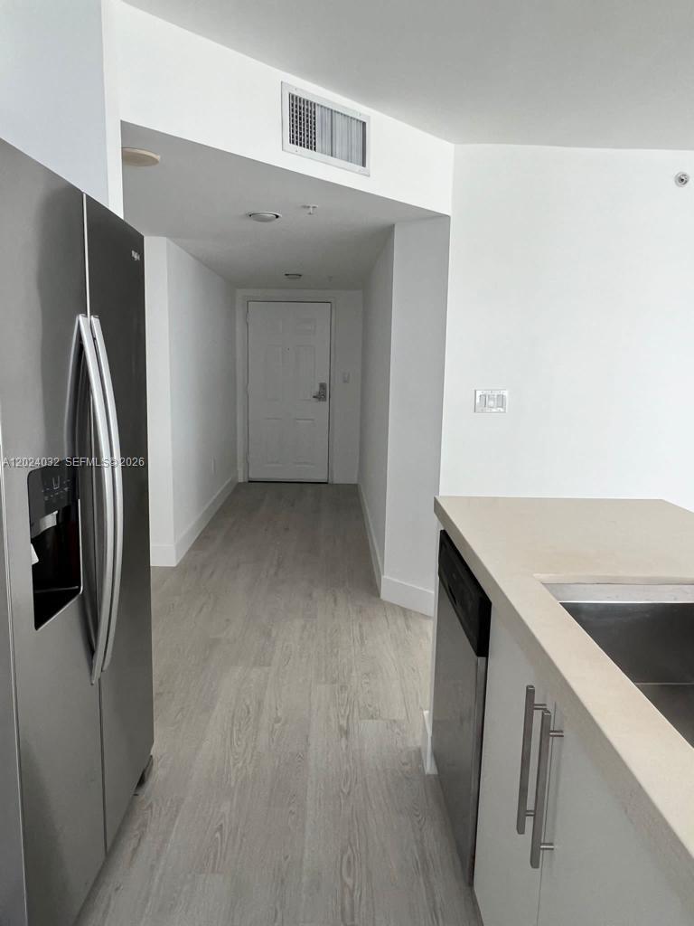 1155 Brickell Bay Dr #1202, Miami FL 33131