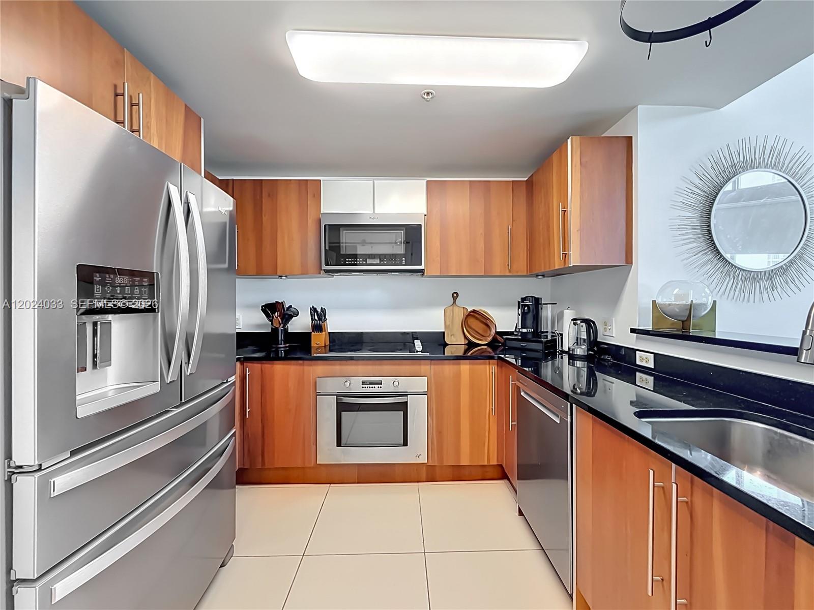 300 S Biscayne Blvd #L-1016, Miami FL 33131