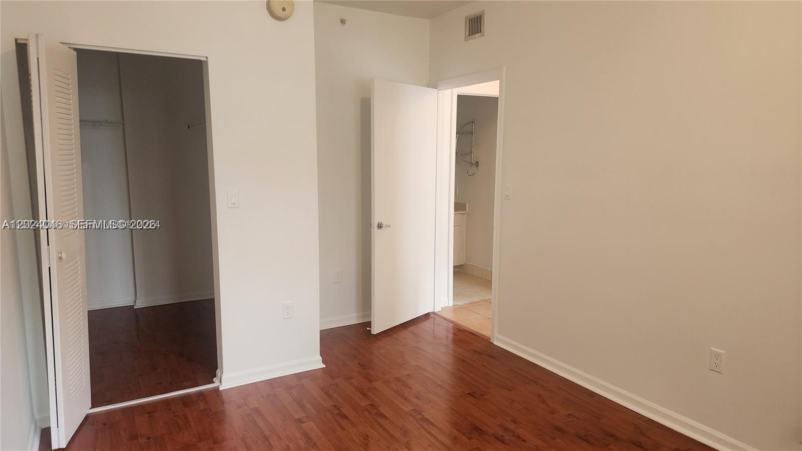 185 SE 14th Ter #1609, Miami FL 33131