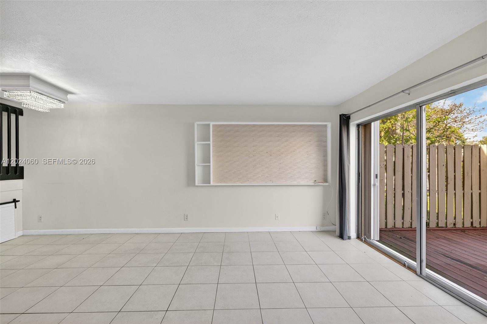 5843 Woodlands Blvd #5843, Tamarac FL 33319