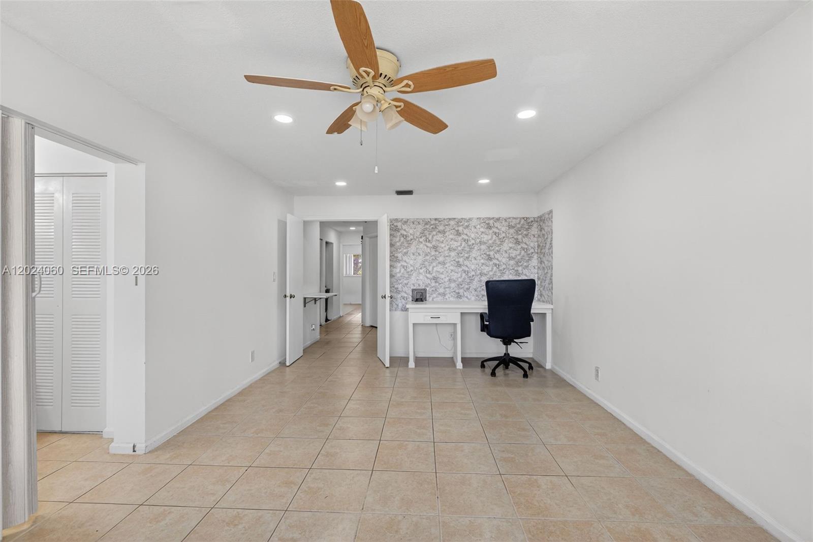 5843 Woodlands Blvd #5843, Tamarac FL 33319