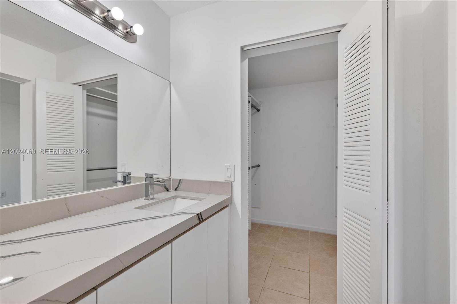 5843 Woodlands Blvd #5843, Tamarac FL 33319