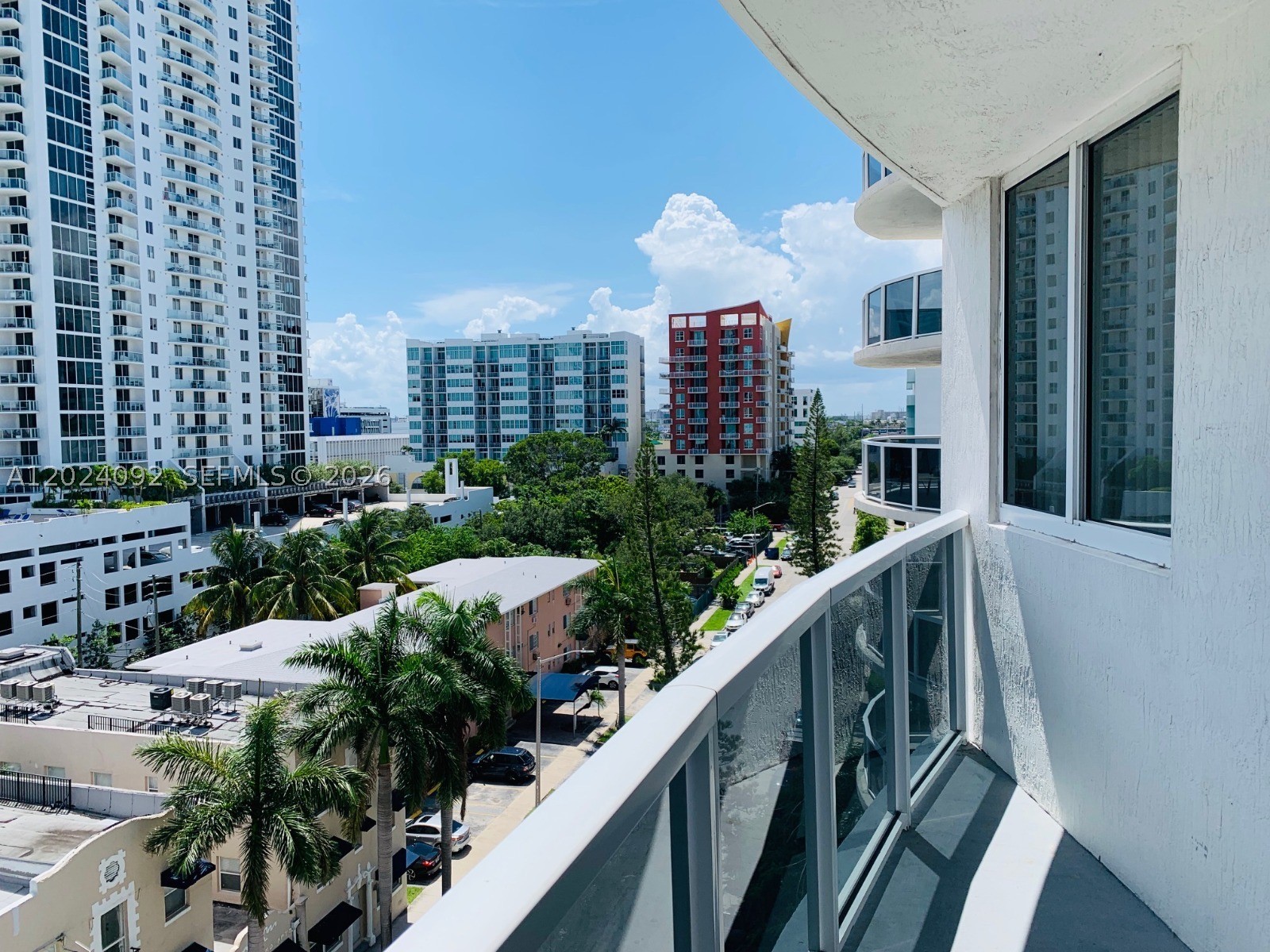 601 NE 23rd St #804, Miami FL 33137