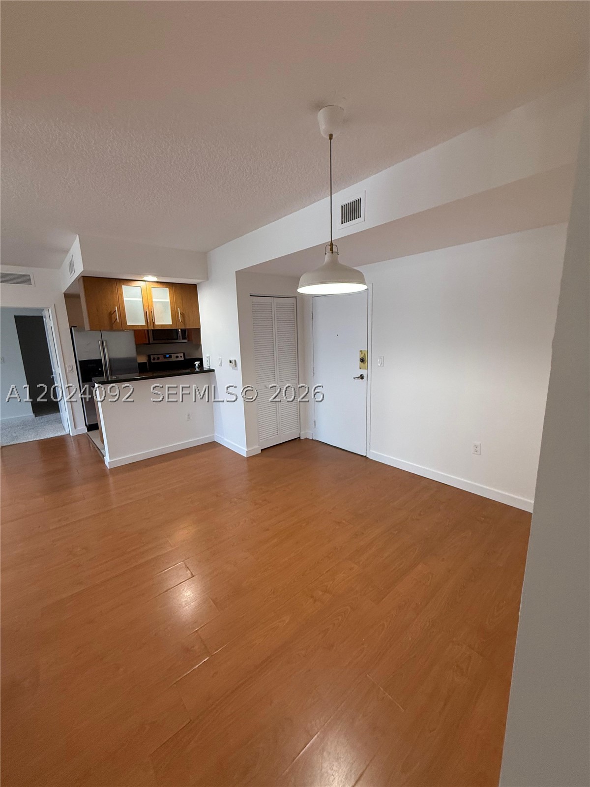 601 NE 23rd St #804, Miami FL 33137